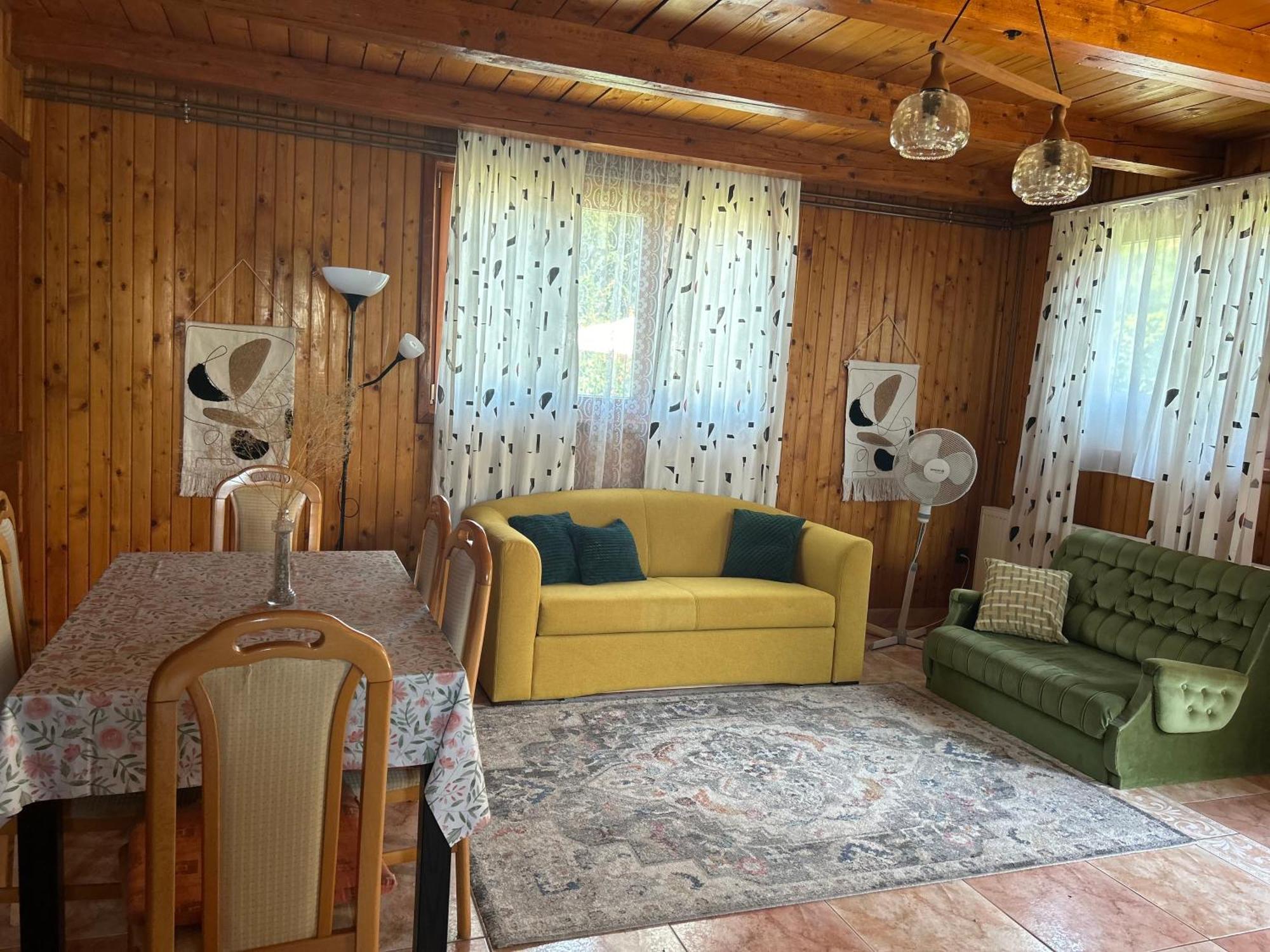 Lellei Pihenőház Balatonlelle Dış mekan fotoğraf